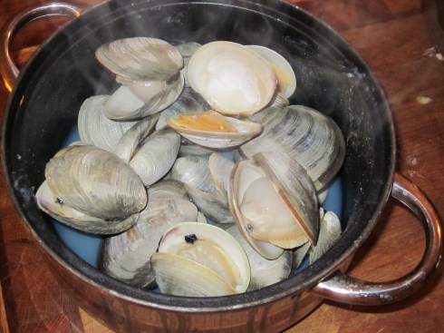 Steamed clams