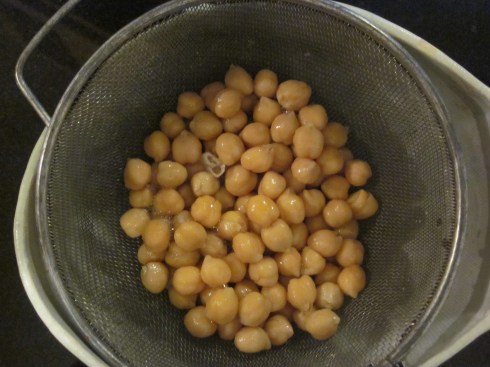 Drained ceci beans