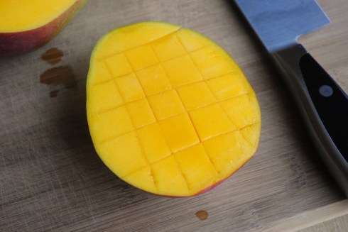mango criss cross