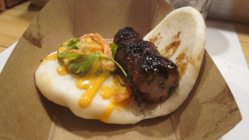 Steamed bun sandwich