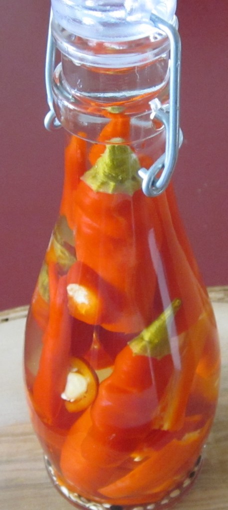 Cayenne pepper vinegar